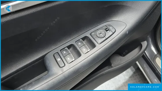 HYUNDAI GRANDEUR 3.0 LPI MODERN (RENTAL CAR)