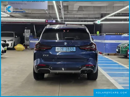 BMW IX3 M SPORTS