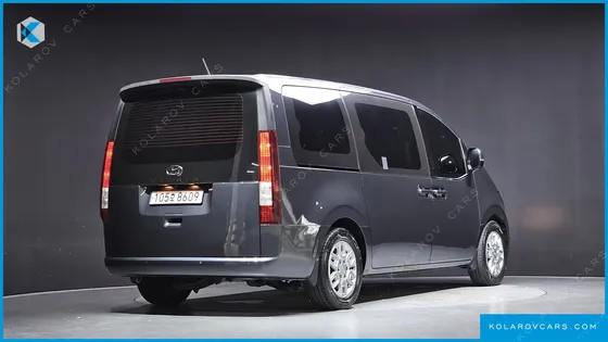 HYUNDAI STARIA TOURER 9-SEATER