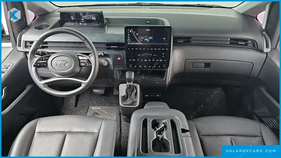 HYUNDAI STARIA L3.5 TOURER 11-SEATER