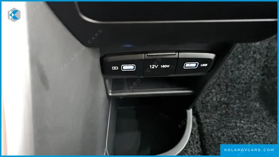 HYUNDAI STARIA L3.5 TOURER 11-SEATER