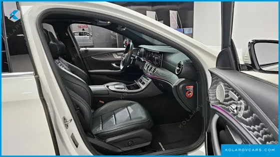 MERCEDES E-CLASS E350 4MATIC AMG LINE