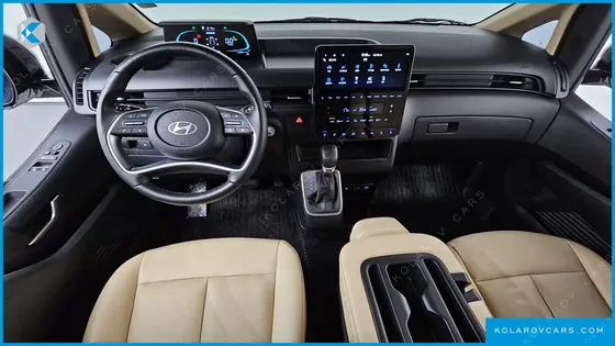 HYUNDAI STARIA HEV 1.6 CARGO 3-SEATER