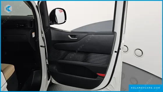 HYUNDAI STARIA HEV 1.6 CARGO 3-SEATER