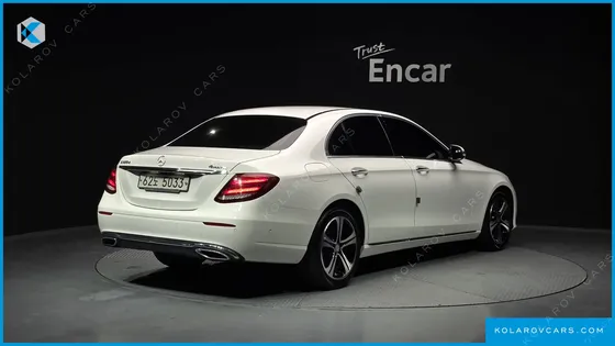 MERCEDES E-CLASS E220D 4MATIC AVANTGARDE