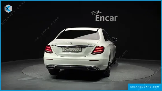 MERCEDES E-CLASS E220D 4MATIC AVANTGARDE