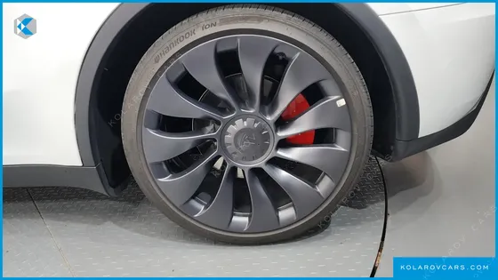 TESLA MODEL Y PERFORMANCE AWD