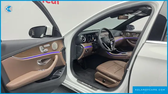 MERCEDES E-CLASS E220D 4MATIC EXCLUSIVE