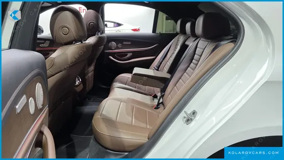MERCEDES E-CLASS E220D 4MATIC EXCLUSIVE