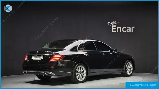 MERCEDES E-CLASS E220D EXCLUSIVE