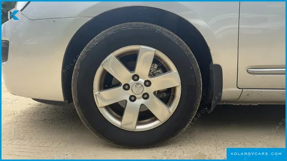 KIA CARENS LPI 2.0 GLX