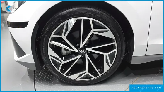 HYUNDAI IONIQ 6 LONG RANGE