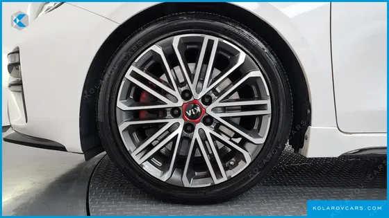 KIA K3 5DOOR GT PLUS