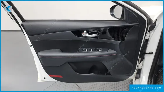 KIA K3 5DOOR GT PLUS