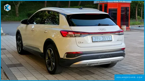 AUDI Q4 E-TRON 40 PREMIUM