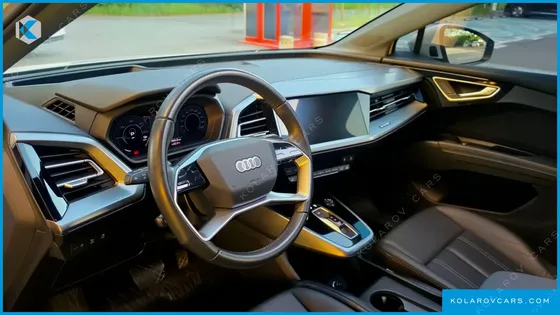 AUDI Q4 E-TRON 40 PREMIUM