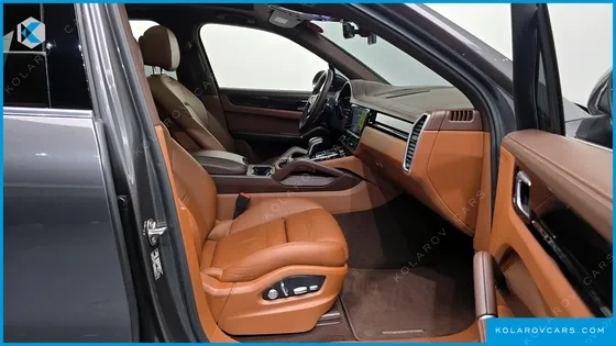 PORSCHE CAYENNE 3.0