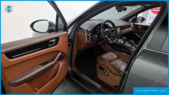 PORSCHE CAYENNE 3.0