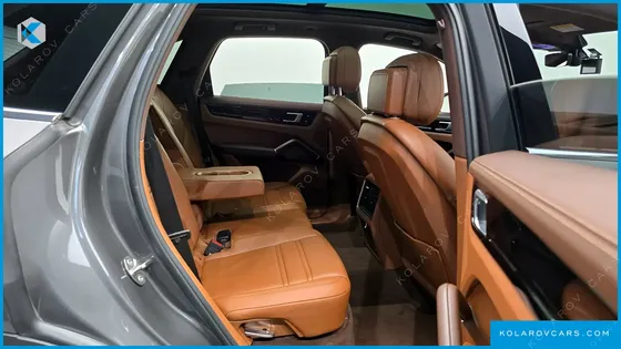 PORSCHE CAYENNE 3.0