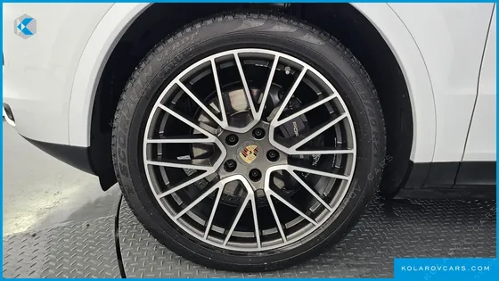 PORSCHE CAYENNE 3.0 COUPE