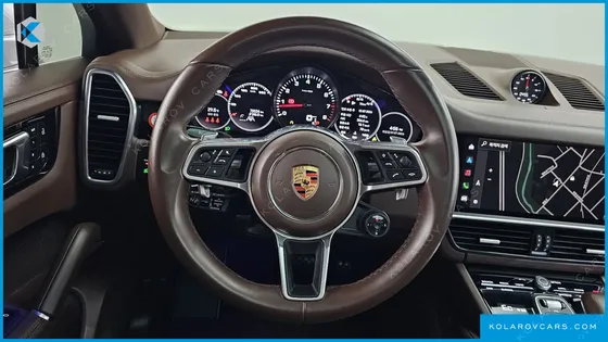 PORSCHE CAYENNE 3.0 COUPE