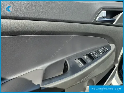 HYUNDAI TUCSON DIESEL 2.0 2WD
