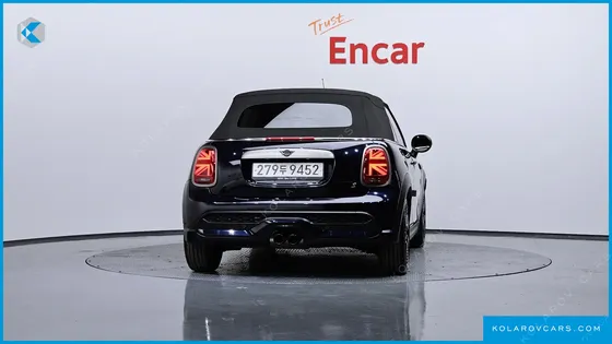 MINI COOPER CONVERTIBLE RESOLUTE EDITION