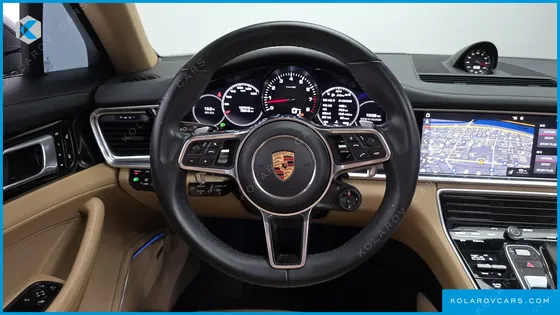 PORSCHE PANAMERA 3.0 AWD