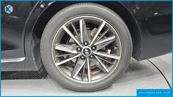 HYUNDAI GRANDEUR 2.5