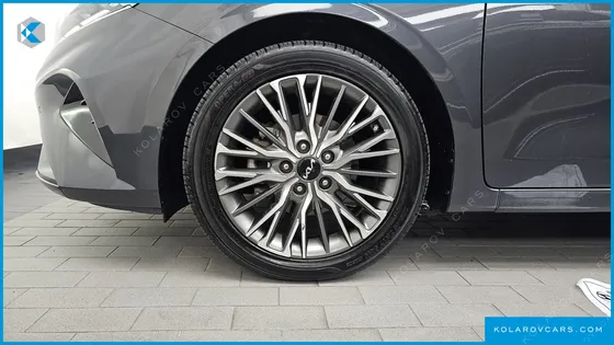 KIA K3 1.6