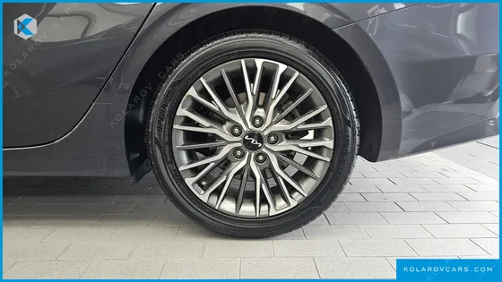 KIA K3 1.6