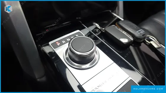 LAND ROVER RANGE ROVER 4.4 SDV8 VOGUE SE DIESEL