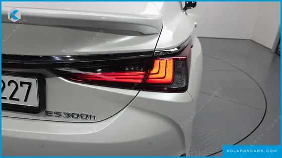 LEXUS ES EXECUTIVE