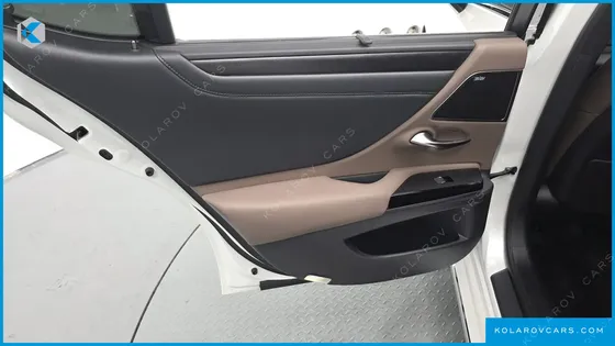 LEXUS ES EXECUTIVE