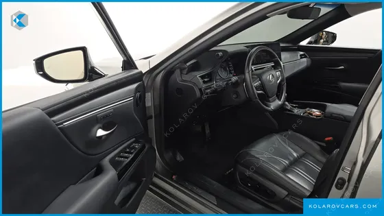 LEXUS ES LUXURY PLUS