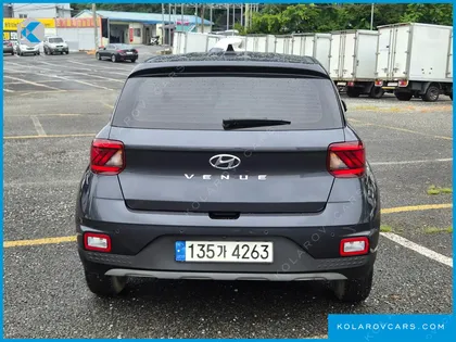 HYUNDAI VENUE 1.6 MODERN