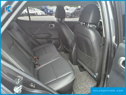 HYUNDAI VENUE 1.6 MODERN