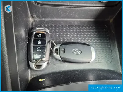 HYUNDAI VENUE 1.6 MODERN