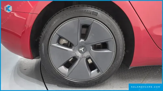 TESLA MODEL 3 LONG RANGE AWD