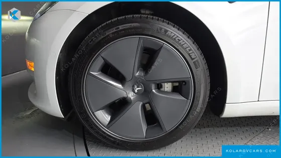 TESLA MODEL 3 LONG RANGE AWD