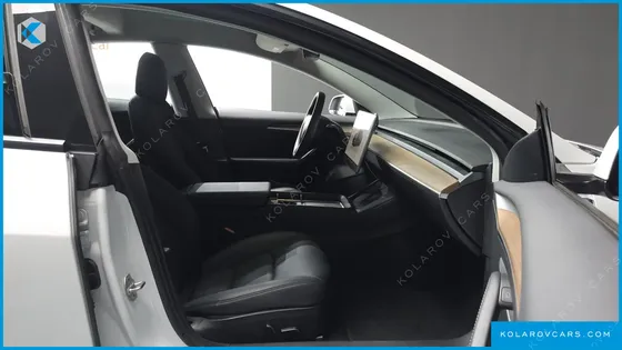 TESLA MODEL 3 LONG RANGE AWD