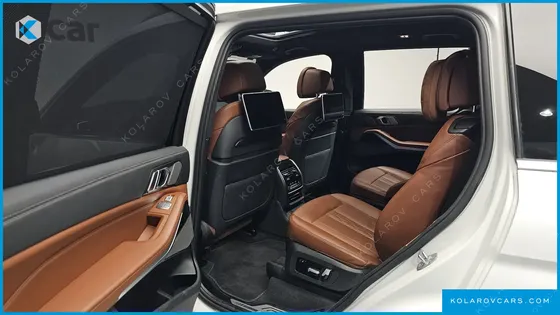 BMW X7 M50I 6STR