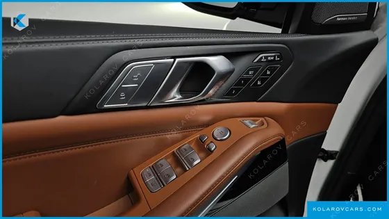 BMW X7 M50I 6STR