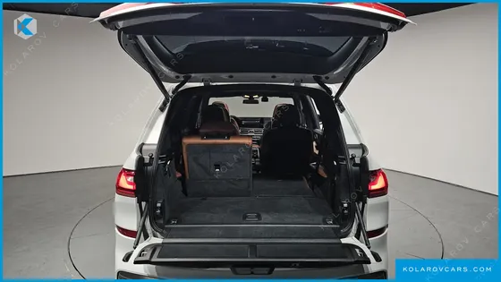 BMW X7 M50I 6STR
