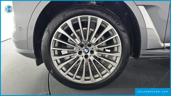 BMW X7 XDRIVE 40I DESIGN PURE EXCELLENCE 6-SEATER