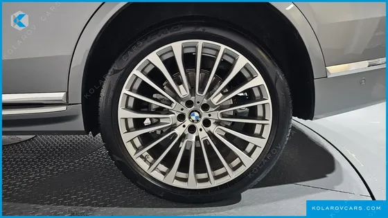 BMW X7 XDRIVE 40I DESIGN PURE EXCELLENCE 6-SEATER