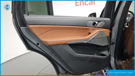 BMW X7 XDRIVE 40I DESIGN PURE EXCELLENCE 6-SEATER