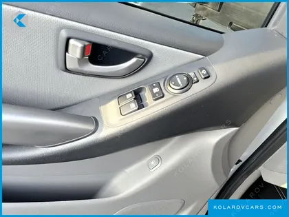 HYUNDAI GRAND STAREX NONE