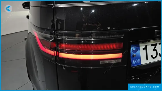 LAND ROVER DISCOVERY P360 R-DYNAMIC SE