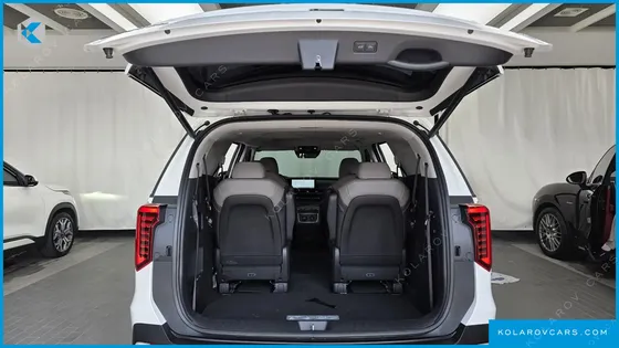 KIA CARNIVAL GASOLINE 9 SEATER X LINE